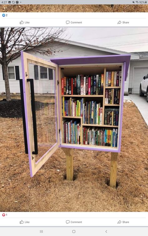 Little Free Library Plans Diy, Diy Free Little Library, Free Little Library Plans, Outdoor Library Ideas, Lending Library Ideas, Little Library Plans Diy, Free Library Box Ideas, Free Little Library Ideas, Little Free Library Ideas