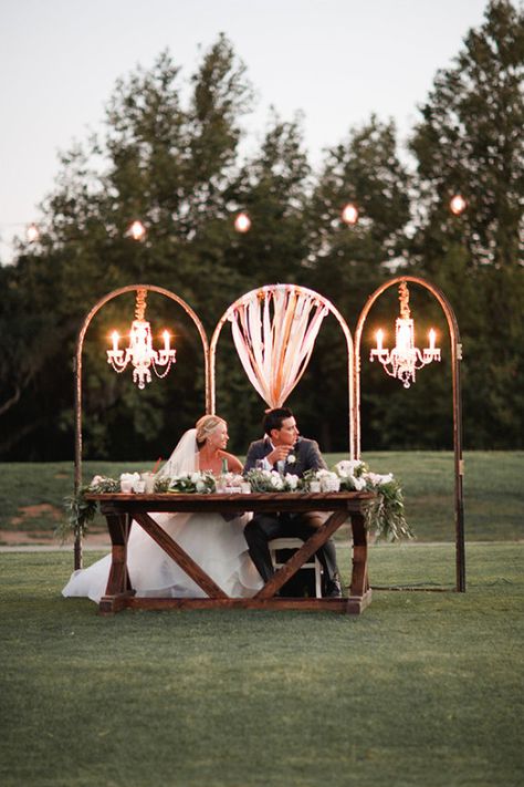 Vintage Sweetheart Table, Sweetheart Table Ideas, Rustic Glam Wedding, Sweetheart Table Decor, Rustic Chic Decor, Rustic Glam, Wedding Chicks, Kew Gardens, Wedding Rentals