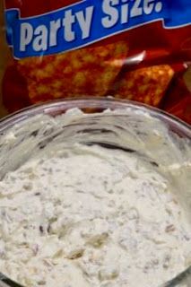 Dorito Chip Dip, Dips That Go With Doritos, Dip For Doritos Recipes, Best Dip For Doritos, Doritos Chip Dip, Doritos Dip Recipes, Dorito Dip Recipe, Party Dips Cold, Dip For Doritos