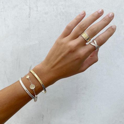 Stackable bracelets, mix and match! Anna Beck Jewelry, Reversible Ring, Anna Beck, Station Bracelet, Gold Disc, Gold Band Ring, Stackable Bracelets, Gold Texture, Gold Details