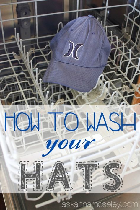 Wash a hat in the dishwasher top rack with vinegar. Pre treat stains with vinegar and baking soda & scrubbing with toothbrush. Hat Organization Ideas, Wash Baseball Cap, How To Wash Hats, Hat Organization, Household Cleaning Tips, Cleaners Homemade, Simple Life Hacks, Hat Baseball, Clean Dishwasher