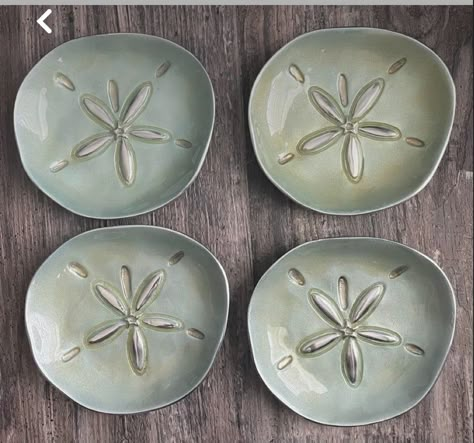 Sand Dollar Coasters, Cute Trinket Dish Clay, Personalized Clay Gifts, Beach Ceramic Ideas, Sea Themed Ceramics, Ceramic Pottery Jewelry Holder, Sea Shell Ceramics, Cute Clay Plates, Ceramic Handmade Ideas