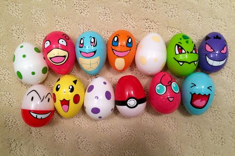 Pokémon Easter eggs Character Easter Eggs, Easter Egg Designs Easy, Easter Egg Painting Ideas Simple, Anime Easter Eggs, Pokemon Easter Eggs, Minecraft Easter Eggs, Simple Easter Egg Designs, Easter Egg Competition Ideas, Easter Dyi