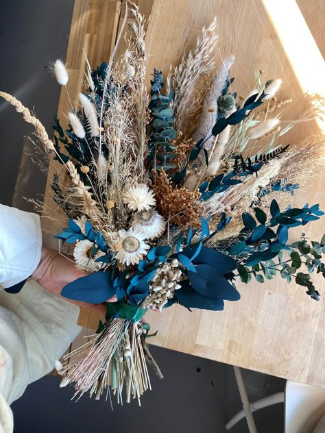 Dark Blue Eucalyptus & Pampas Grass Boho Bridal Bouquet / Pampas Grass Dried Grasses Bouquet / Dried Flower Bouquet / Boho Bridal Bouquet - Etsy Bridal Bouquet Pampas, Boho Bridal Bouquet, Country Western Wedding, Blue Eucalyptus, Flower Crown Bridesmaid, Western Themed Wedding, Country Theme Wedding, Future Wedding Plans, Dream Wedding Ideas Dresses