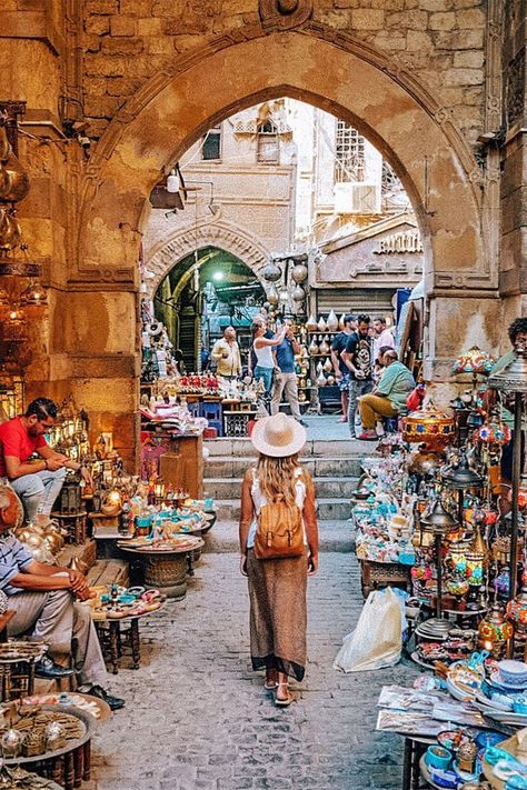 Khan El Khalili Bazaar - Tours From Hurghada Khan El Khalili Bazaar, Khan El Khalili Egypt, Ramadan In Egypt, Egypt Shopping, Ramadan Video, Bazar Ideas, Egyptian Decor, Egypt Resorts, Modern Egypt