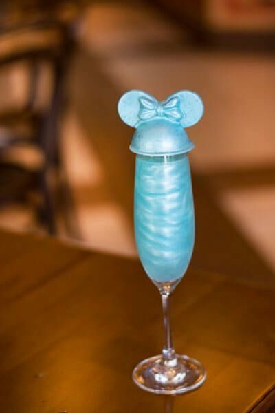 Disney Brunch, Disney Cocktails, Mood Right Now, Disney Worlds, Disney Inspired Food, Disney World Tips, Disney Drinks, Disney Pumpkin, Disney Recipes