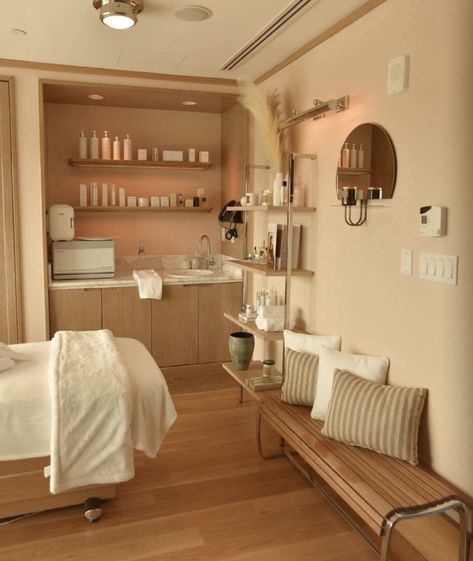 Wax Room Interior Design, Cozy Facial Room, Esthetician Room Furniture, Glam Spa Decor, At Home Spa Business, Salon Interior Design Esthetician, Backbar Ideas Spa, Beauty Esthetician Room, Esthetician Room Divider