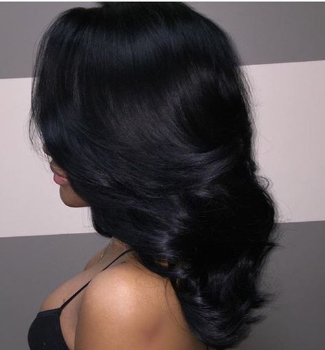 Layers For Black Women Hair, Blowout On Black Women, Black Woman Blowout Hair, Layers On Black Women, Long Layered Haircuts Black Women, Layered Haircut Black Women, Black Women Layered Hairstyles, Hair Blowout Styles Black Women, Long Layered Hair Black Women