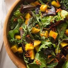 Mesclun and Mango Salad with Ginger Carrot Dressing | Allrecipes Mesclun Salad Recipes, Salads Lettuce, Types Of Salads, Bean Salad Healthy, Mesclun Salad, Carrot Dressing, Carrot Ginger Dressing, Tlc Diet, Types Of Lettuce