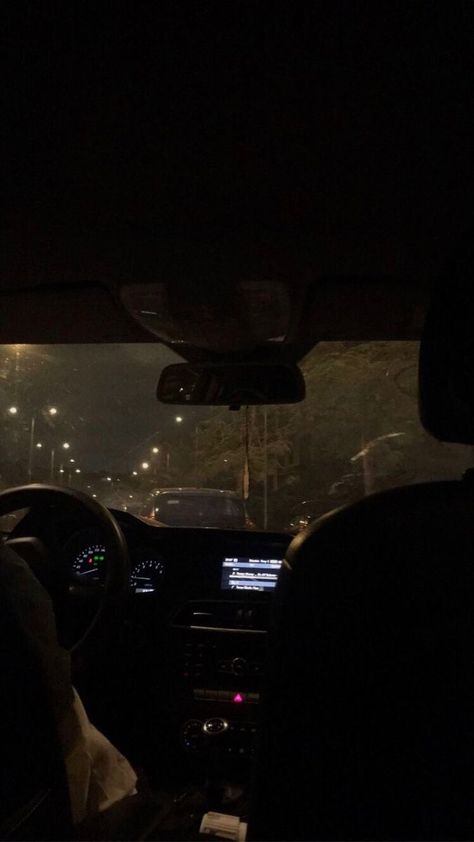 Night Aesthetic In Car, Nighttime Car Rides Aesthetic, Riding In Car Aesthetic, Car Rides With Friends Aesthetic, Midnight Car Rides Aesthetic, Night Car Ride Snap, Late Night Rides Aesthetic, Late Car Rides Aesthetic, Car Ride Date