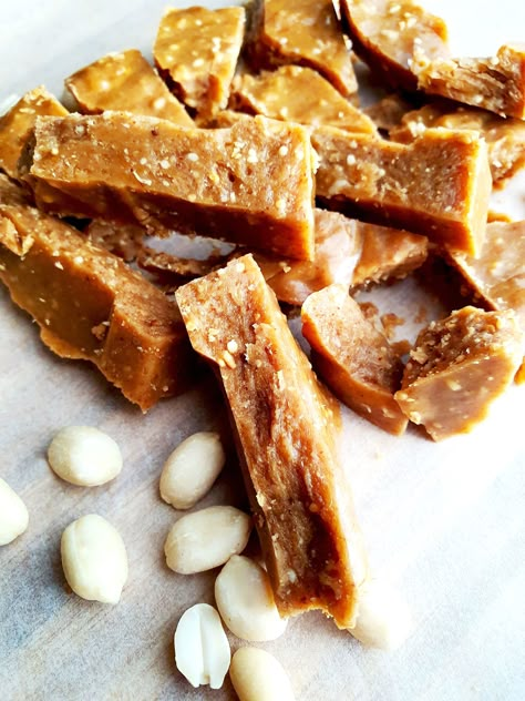 Peanut Butter Caramels, Anise Hard Candy Recipe, Honey Peanut Brittle, Peanut Butter Candies, Peanut Butter Candy Recipe, Quick Candy Recipes, Honey Hard Candy Recipe, Nugget Candy Recipe, Honey Fudge Recipes