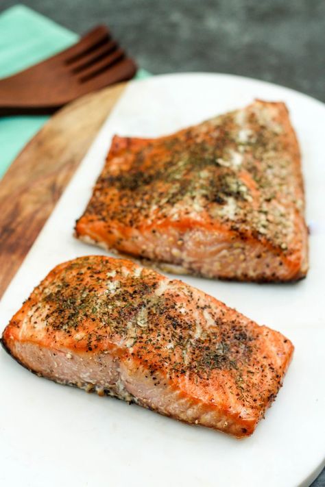 Brown Sugar Smoked Salmon - Blackberry Babe Smoked Fish Recipe, Salmon Rub, Brown Sugar Salmon, Smoker Recipes Electric, Dry Brine, Traeger Grill Recipes, Smoked Salmon Recipes, Pellet Grill Recipes, Easy Salmon Recipes