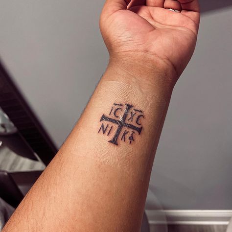 IC XC NI KA Orthodox Christianity Tattoo, Orthodox Christian Tattoo, Orthodox Tattoo Ideas, Christian Tattoos Aesthetic, Greek Orthodox Tattoo, Orthodox Tattoos, Christian Tatoos Idea, Serbia Tattoo, Catholic Cross Tattoo