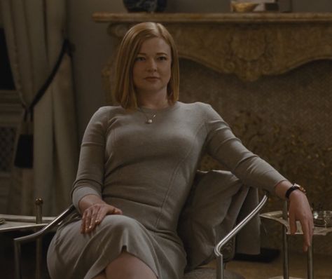 Siobhan Roy Style, Succession Aesthetic, Shiv Roy, Sarah Snook, Tights Outfit, Old Money Aesthetic, Inspirational Women, Shiva, Favorite Tv Shows