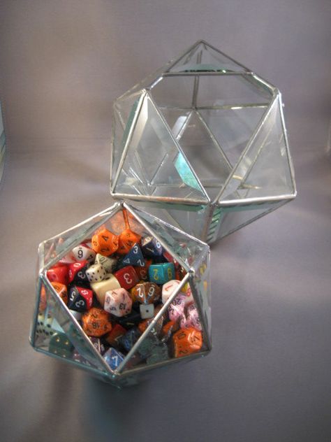 7 awesome boxes and bags for storing your tabletop dice Arcane Clothing, Dnd Room, Nerd Room, Dragon Dies, D20 Dice, Dungeons And Dragons Dice, Cool Box, Dice Bag, D&d Dungeons And Dragons