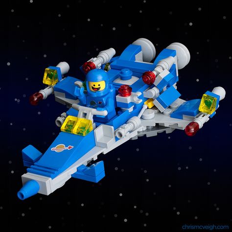 Benny's Mini Spaceship Spaceship SPACESHIP! Lego Benny, Giant Spaceship, Lego Space Sets, Lego Classic Space, Space Lego, Lego Universe, Lego Wallpaper, Lego Club, Lego Boards