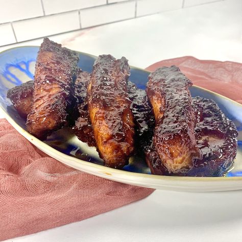 Miso-Glazed Pork Belly Miso Pork Belly, Miso Glaze Recipe, Miso Glaze, Glazed Pork, Pork Belly Recipes, Pork Roast Recipes, Pork Glaze, Pork Steak, Bbq Pork