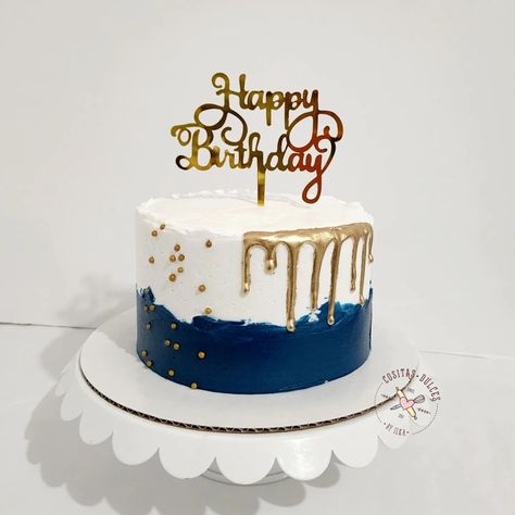 White Blue Cake Birthday, White And Gold Birthday Cake For Men, Buttercream Cake Ideas For Men, Black And Blue Cake For Men, Blue And White Buttercream Cake, Minimalist Cake Birthday Men Blue, Men Cake Decorating Ideas, Golden Birthday Cakes For Men, Blue Cake Ideas Birthday Men