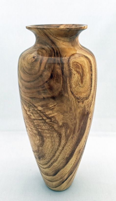 Eastern Redbud vase | American Association of Woodturners | Jim Marx Wood Turned Vases, Woodturned Vase, Eastern Redbud Tree, Turned Vase, Mimosa Tree, Wood Turned Bowls, Woodturning Art, Eastern Redbud, Woodturning Tools