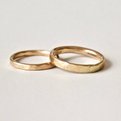 Wedding Rings Sets His And Hers, Yellow Gold Mens Rings, Hammered Gold Ring, Vintage Gold Engagement Rings, Simple Wedding Bands, Wedding Rings Round, Celtic Wedding Rings, Aquamarine Engagement Ring, Adam Sandler