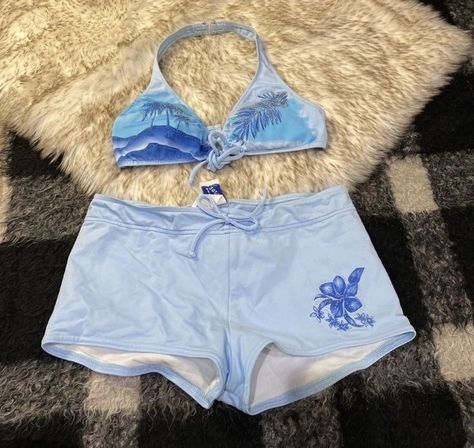 Y2k Fashion Bathing Suits, 80s Bathing Suit Aesthetic, Y2k Swimming Suits, Cute Swimming Suits Korean, Blue Bathing Suit Bikinis, Cute Y2k Bikinis, Early 2000s Swimwear, Tankinis 2000s, Early 2000s Swimsuit