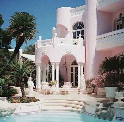 Pastel Exterior House, 80s Beverly Hills Aesthetic, 80s Mansion Exterior, 80s Exterior House, Miami 80s, 80s Miami, Elegant Mansion, Hollywood Mansion, Mansion Aesthetic