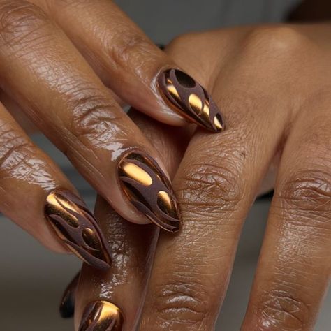 Short Nail Abstract Designs, Abstract Autumn Nails, Fall Gel Polish Nails, Chrome Sweater Nails, Henna Inspired Nails, Desert Inspired Nails, November Almond Nails Ideas, November Nails French, Autumn 2024 Nail Trends