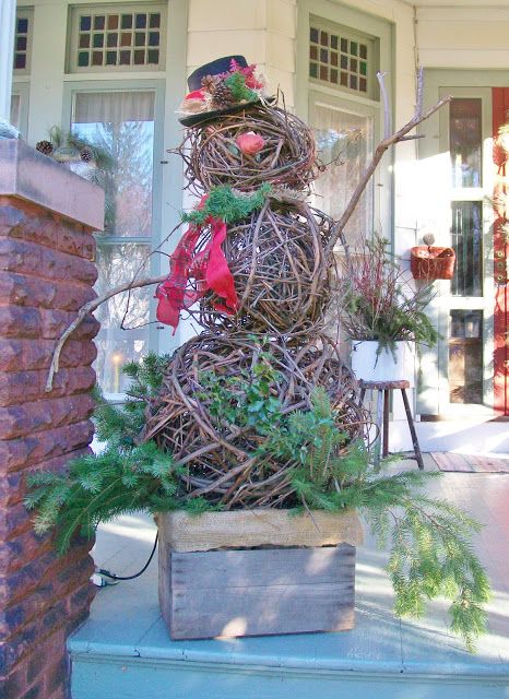 Vine Crafts, Grapevine Ideas, Grapevine Crafts, Christmas Outdoors, Grapevine Christmas, Jenga Blocks, Twig Art, Nature Projects, Vine Wreath