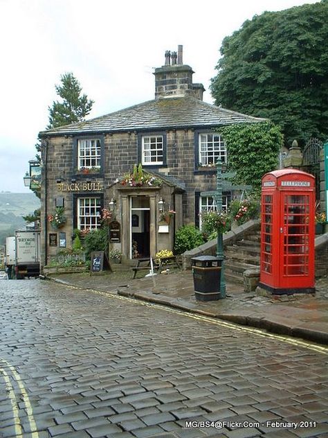 Virtual trip to Yorkshire, England - Tales from the Backroad West Yorkshire England, Haworth Village, Haworth Yorkshire, Yorkshire Village, England Aesthetic, England Countryside, Kentish Town, Bronte Sisters, English Village