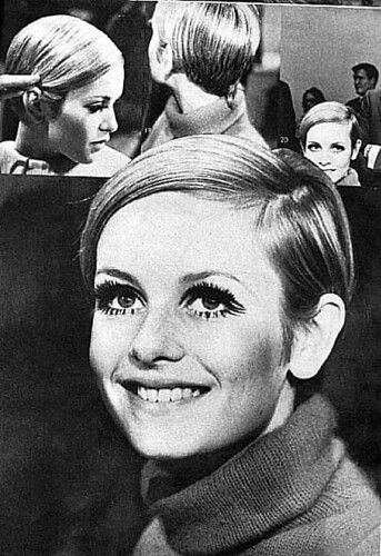 Twiggy's hair 2 ♥ | Twiggy Model. | Flickr Twiggy Haircut, Twiggy Hair, Twiggy Model, Twiggy Fashion, 1960s Hair, G Hair, Diana Vreeland, Lavender Hair, Color Techniques