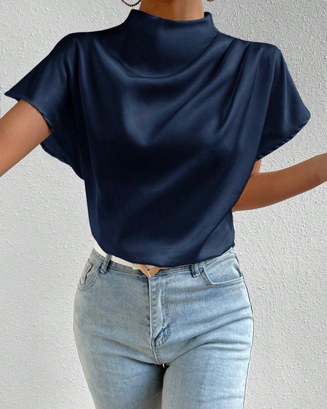 ✨Pre-order only, XS(6) - XXL(18)✨ ✨Price : 55k✨ Classy Tops For Women Chic, Satin Blouse Outfit Classy, Silk Top Outfit, Satin Silk Top, Satin Blouse Outfit, Tops Outfit, Silk Tops Blouses, Dark Blue Shirt, Silk Shirts