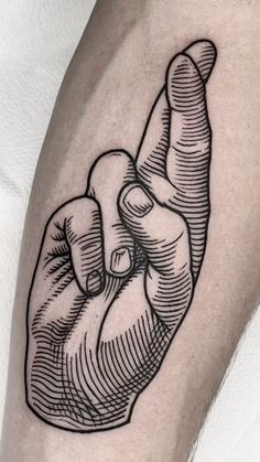 Etching Style Tattoo Design, Woodcut Hand Tattoo, Engraved Tattoo Designs, Wood Carving Tattoo, Wood Etching Tattoo, Woodcut Style Tattoo, Wood Block Tattoo, Crosshatch Tattoo, Engraving Art Drawing