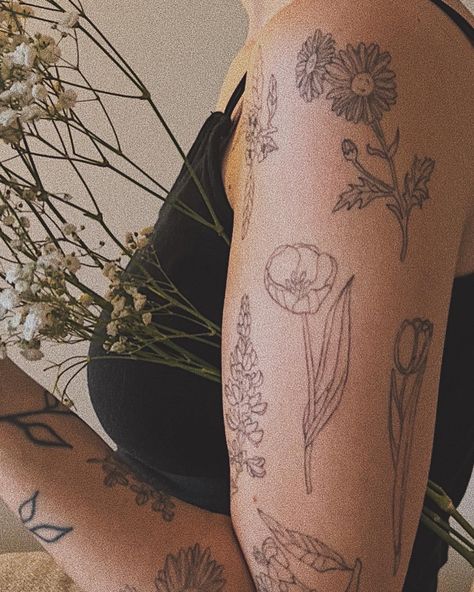 Fine Line Patch Work Tattoo Sleeve, Half Sleeve Line Work Tattoo, Large Linework Tattoo, Garden Patchwork Tattoo, Minimal Floral Sleeve Tattoo, Floral Patchwork Sleeve Tattoo Fine Line, Fine Line Half Sleeve Tattoos For Women, Fine Line Quarter Sleeve Tattoo, Large Fine Line Tattoo Ideas