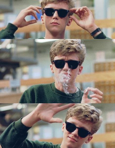 Chicks just can't hold their smoke. That's what it is ;) Breakfast Club Movie, Anthony Michael Hall, Septième Art, 80s Movies, Wearing Sunglasses, The Breakfast, The Breakfast Club, Iconic Movies, Film Serie