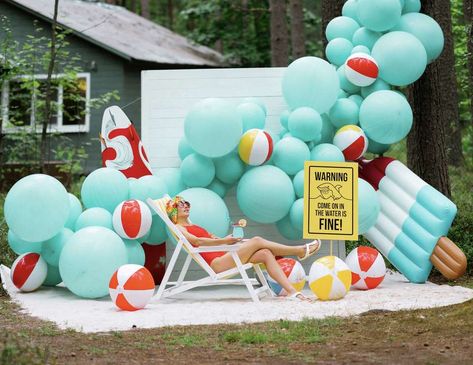 Backyard Beach Party, Kids Beach Party, Summer Party Ideas, Pool Party Themes, Pool Party Kids, Splash Party, Surf Party, Summer Party Themes, Beach Birthday Party