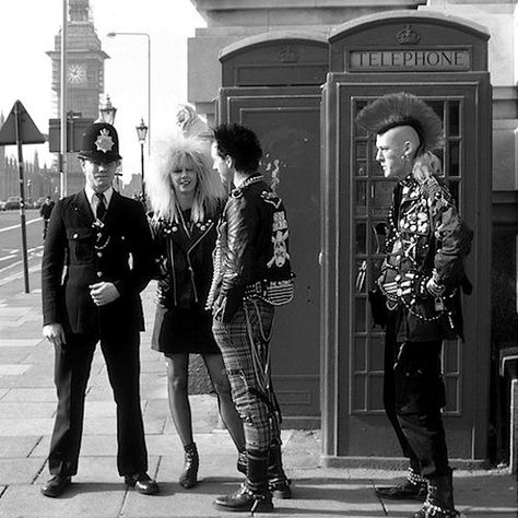 Phone Booth, London, Red