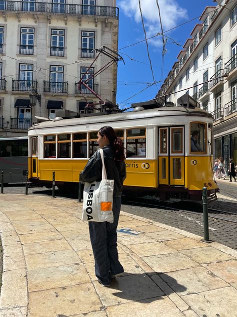 lisboa lisbon tram yellow trip travel aesthethic Lisbon Portugal Photo Ideas, Lisbon Aesthetic Outfits, Lisbon Instagram Photos, Living In Portugal Aesthetic, Lisbon Picture Ideas, Lisbon Portugal Aesthetic Outfits, Portugal Picture Ideas, Lisbon Souvenirs, Portugal Instagram Pictures