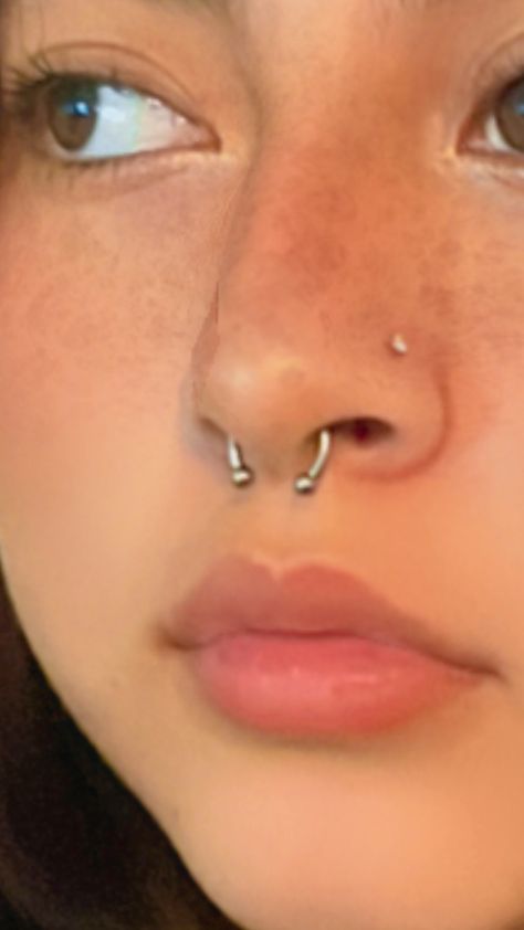 Nostril And Septum Piercing Together, Nose Ring And Septum, Septum And Nostril Piercing, Masc Lesbian, Dark Y2k, Piercing Inspo, Piercing Nose, Piercing Ideas, Nose Jewelry