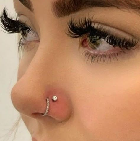 Piercing
Piercing no nariz
Argola 2 Piercings On Nose, Both Nose Piercing, Noes Pericing, Right Nose Piercing, Different Nose Piercings, Piercings 2023, Piercing No Rosto, Nose Peircing, Different Types Of Piercings