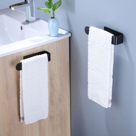 how high should a towel bar be