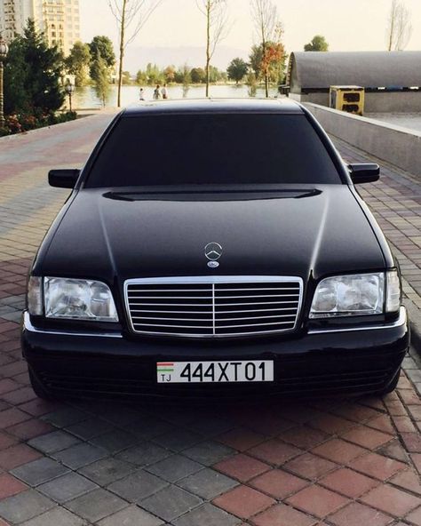 W140 Mercedes, Most Luxurious Car, Mercedes W140, Mercedes Benz Wallpaper, Merc Benz, Old Mercedes, Benz S500, Mercedes W124, Mercedes Benz Maybach