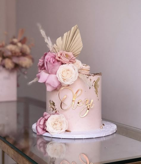 30th Birthday Cake For Women, 40th Birthday Cake For Women, 40th Cake, 70th Birthday Cake, Cake With Flowers, Birthday Cake With Flowers, 60th Birthday Cakes, 21st Birthday Cakes, Luxury Cake