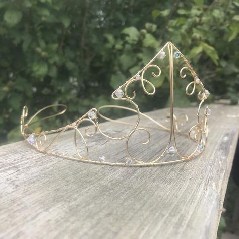 Princes Aurora, Wire Tiara, Sleeping Beauty Wedding, Diy Tiara, Sleeping Princess, Wire Crown, Crown Decor, Elf Ear Cuff, Pearl Jewels