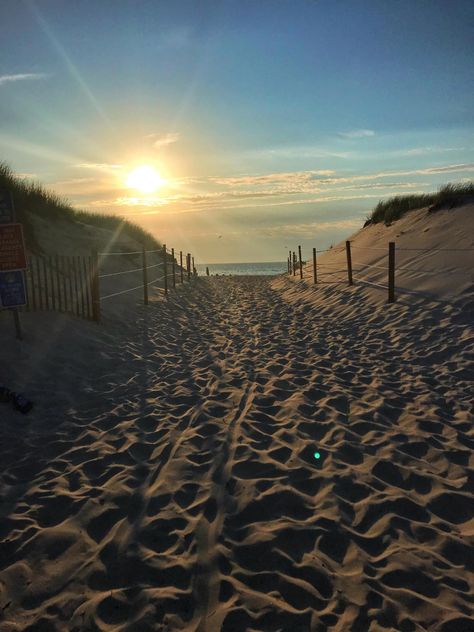 Sunset, background, mayflower, beach, cape cod, golden hour, beauty, beautiful, sun, sunrise, sand, ocean, Massachusetts Mayflower Beach Cape Cod, Cassie Core, Massachusetts Aesthetic, Cape Cod Aesthetic, Chatham Cape Cod, Cape Cod Beach, England Summer, Cape Cod Beaches, Lakeside Cabin