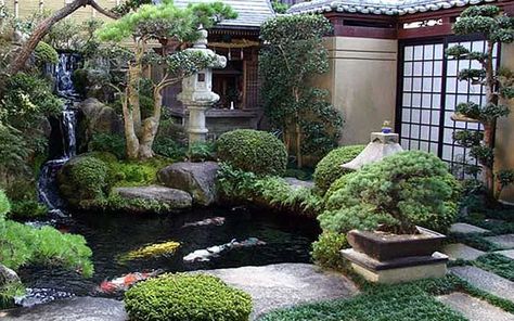 Modern Japanese Garden Landscapes, Japanese Garden Backyard, Modern Japanese Garden, Japanese Gardens Design Ideas, Japanese Garden Decor, Moderne Have, Kolam Koi, Small Japanese Garden, Taman Air