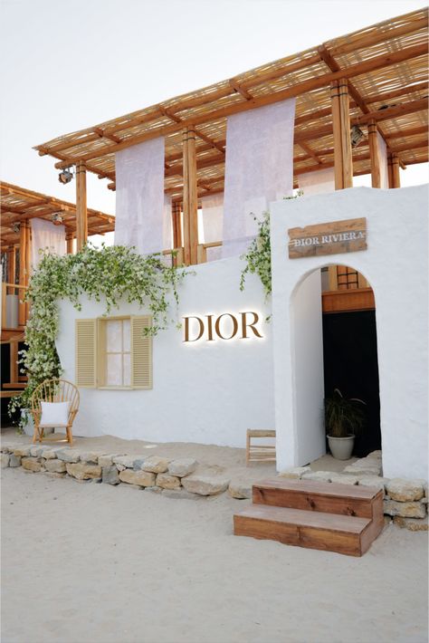 Photo Op Wall Ideas, Sanctuary Architecture, Cafe Aesthetics, Resort Ideas, Dior Store, Dream Cafe, Outdoor Restaurant Design, Art Hotel, Cafe Shop Design