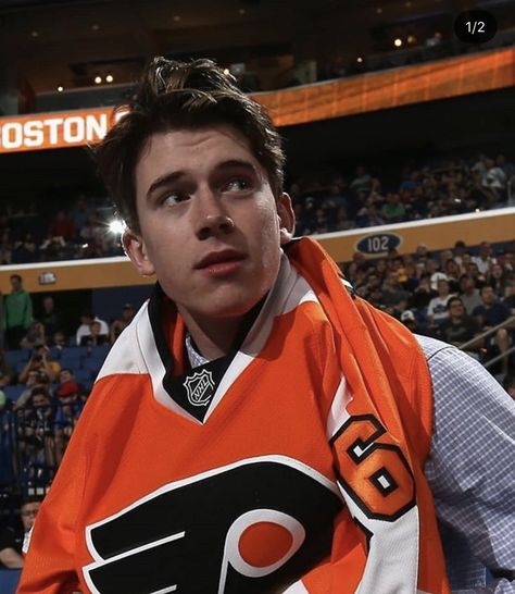 carter hart 2016 draft Romance Characters, Carter Hart, Philadelphia Flyers Hockey, Hockey Girlfriend, Hockey Romance, Characters Aesthetic, Flyers Hockey, Hot Hockey Players, Canadian Boys