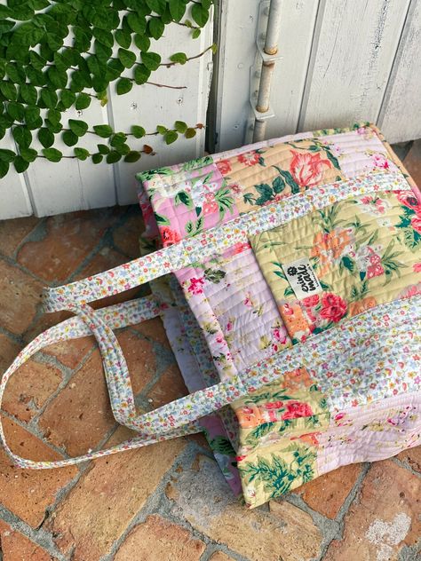 Leah Patchwork Weekender – Erin Made Erin Made, Patchwork Pouch, Craft Clothes, Bible Bag, Cute Luggage, Paper Weaving, Market Stall, Tote Bags Handmade, Autumn Clothes