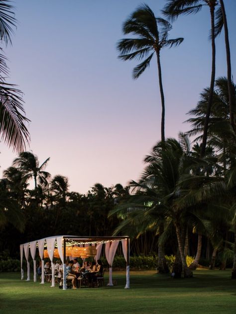 Unveiling the Idyllic Oahu Wedding Venues: Exchanging Vows in Paradise *Updated for 2024* 20 Lanikuhonua Wedding, Arkansas Wedding Venues, Oahu Wedding Venues, Honolulu Wedding, Casual Beach Wedding, Wedding Venues Hawaii, Unique Destination Wedding, Turtle Bay Resort, Paradise Wedding