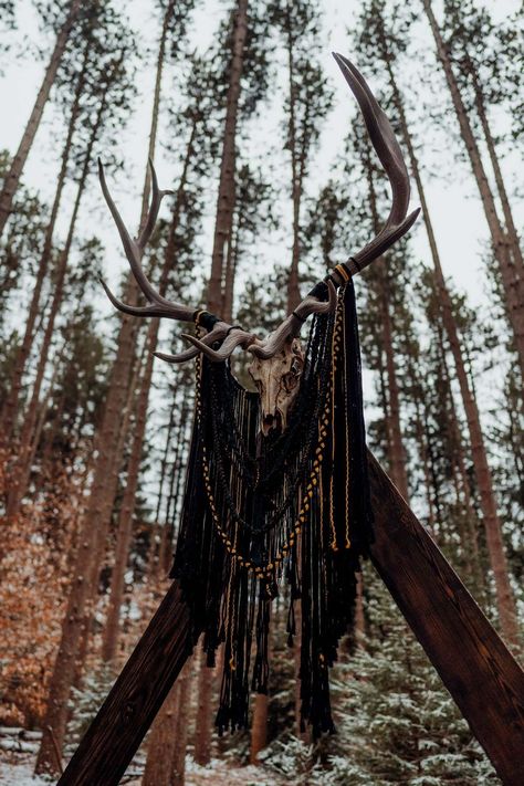 Viking Meets Pagan Winter Wedding · Rock n Roll Bride Gothic Pagan Aesthetic, Witch Themed Wedding Ideas, Viking Wedding Jewelry, Boho Viking Wedding, Viking Fall Wedding, Gothic Pagan Wedding, Nordic Wedding Traditions, Satanic Wedding Ceremony, Pagan Wedding Ideas Decor